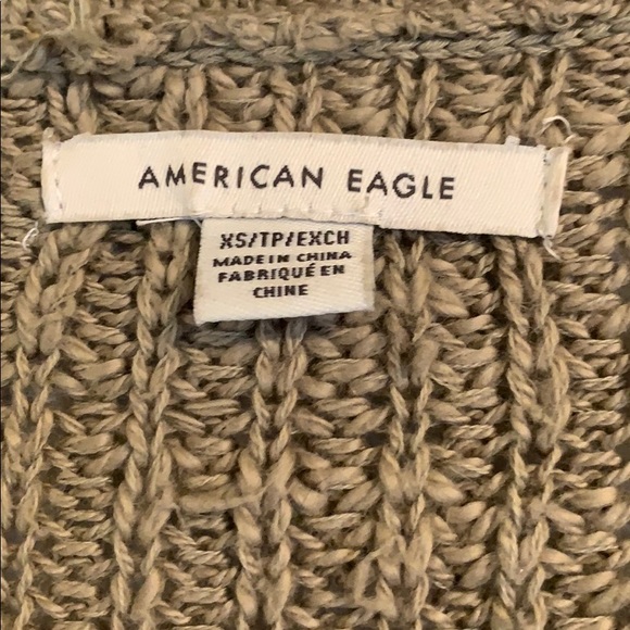 Olive v-neck sweater - Picture 2 of 6